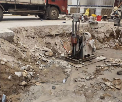 五峰公路下沉压浆